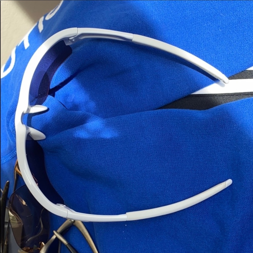 💕HP💕2 Oakley sunglasses purple pink polarized - Picture 10 of 13